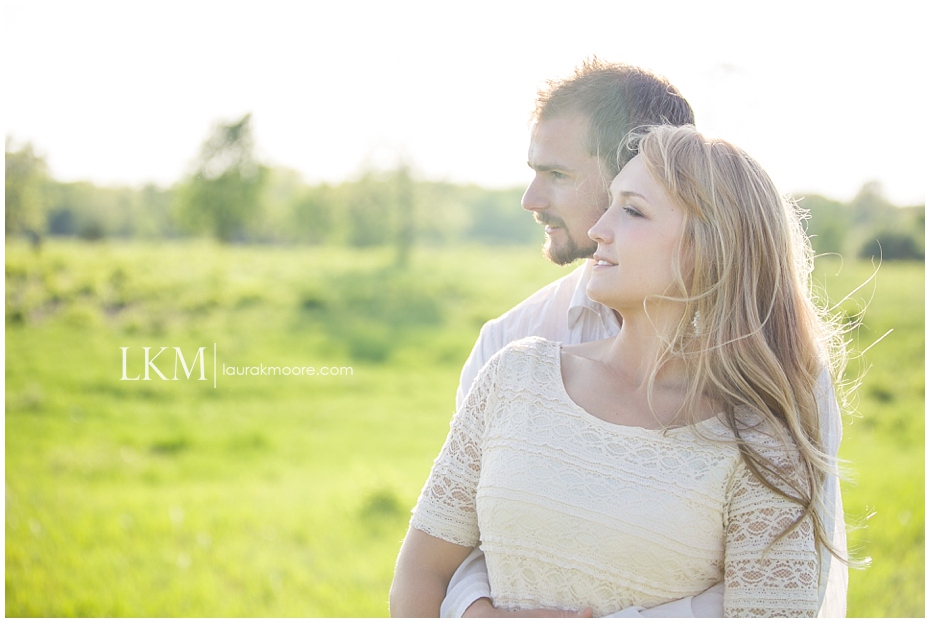 Milwaukee-Fun-Engagement-Session-Wisconsin-Wedding-Photographer_0014.jpg