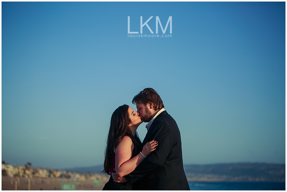 manhattan-beach-engagement-session.jpg