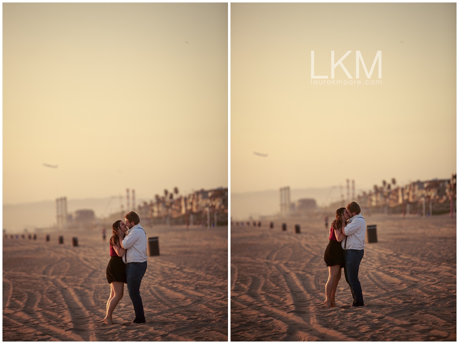 Manhattan-Beach-Engagement-Pictures-Los-Angeles-Wedding-Photographer_0029.jpg