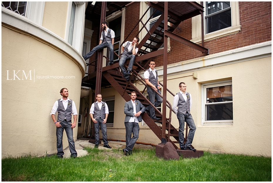Milwaukee-Wedding-Photographer-Laura-K-Moore-KUHLOW_0043.jpg