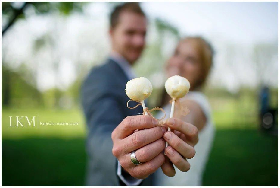Milwaukee-Wedding-Photographer-Laura-K-Moore-KUHLOW_0115.jpg