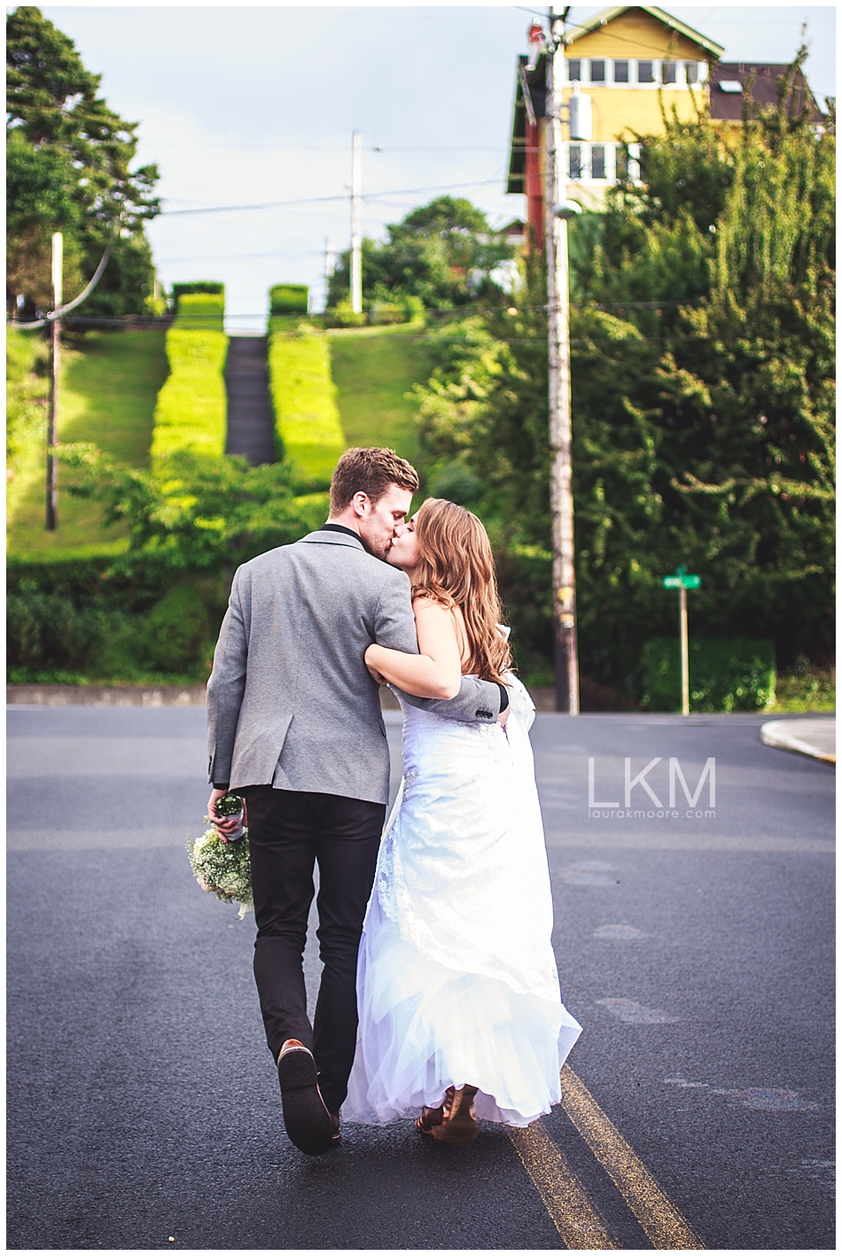 astoria-oregon-wedding-portland-laura-k-moore-destination-photographer-seth-joelle-weisser_0162.jpg