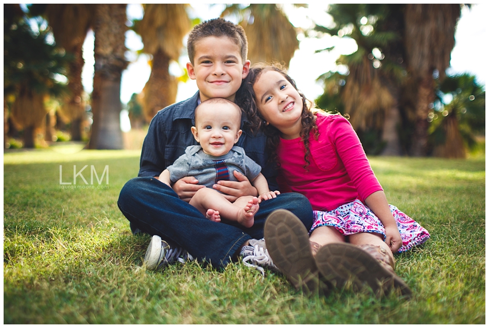 tucson-family-portraits-Matt-Kandice-Tiggas-Agua-Caliente_0004.jpg