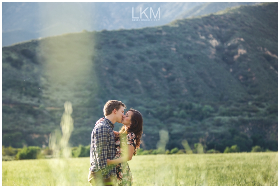 upland-engagement-pictures-fields-sunbeams-mt-baldy_0025.jpg