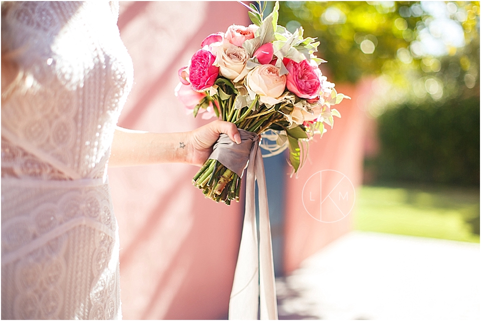 arizona-inn-wedding-pictures-pink-spring-editorial-laura-k-moore-photography_0019.jpg
