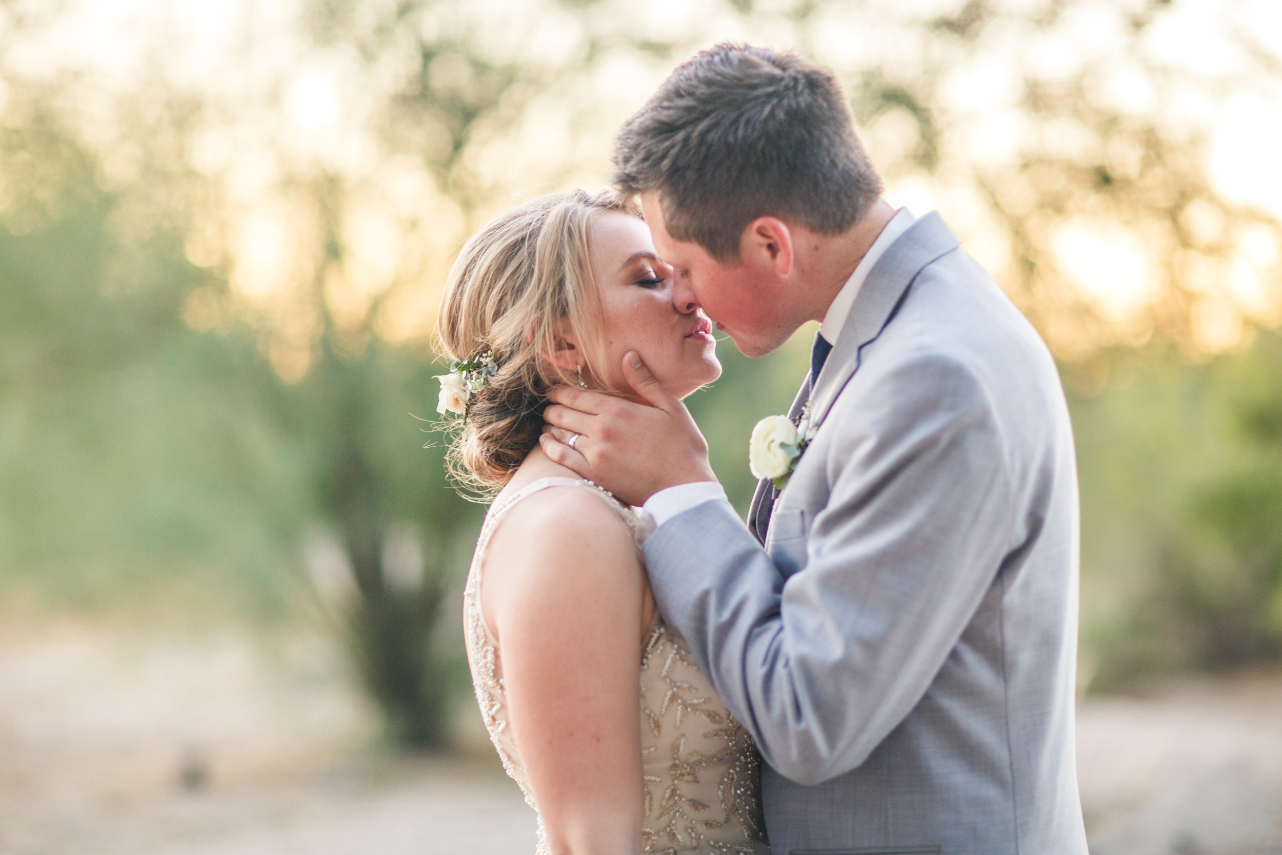 tucson-wedding-photographer-la-mariposa-bride-groom-portraits