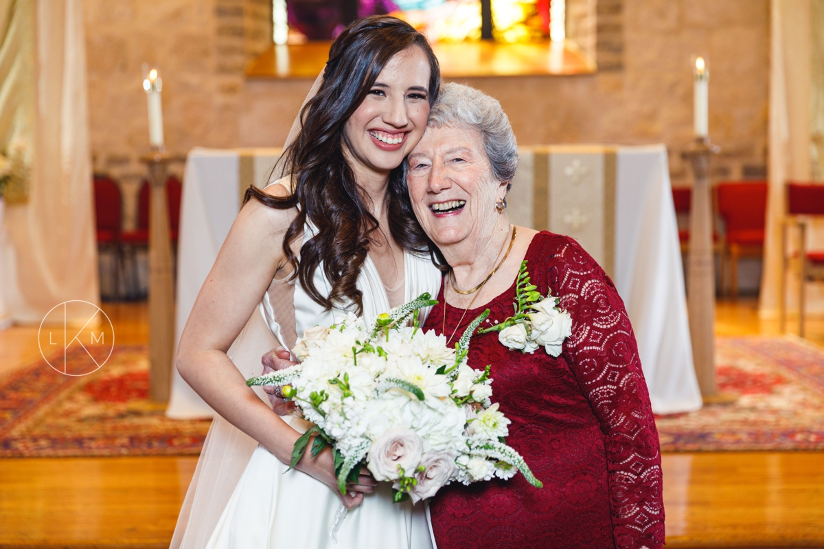 san-antonio-bridal-portrait-with-grandma
