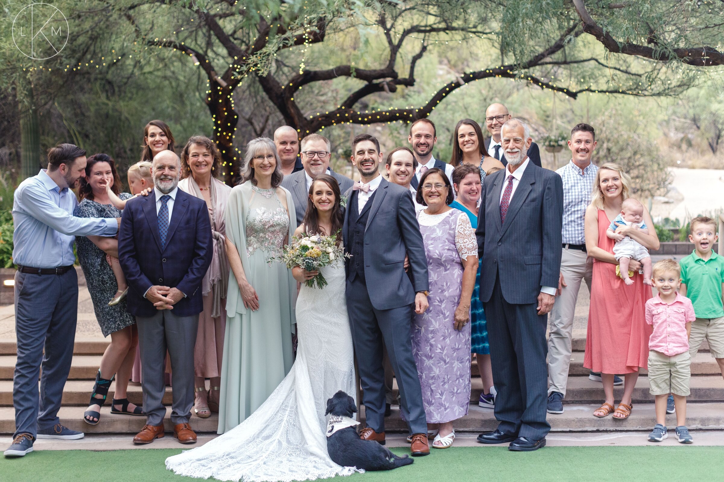 20_09_12_CLUTTER_LOWES_VENTANA_CANYON_WEDDING-PICTURES_laura-k-moore-photography 38.jpg