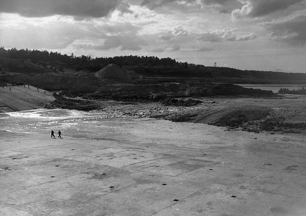 From the coverage of flooding of the Kaunas Hydroelectric Power Station basin 5, 1959