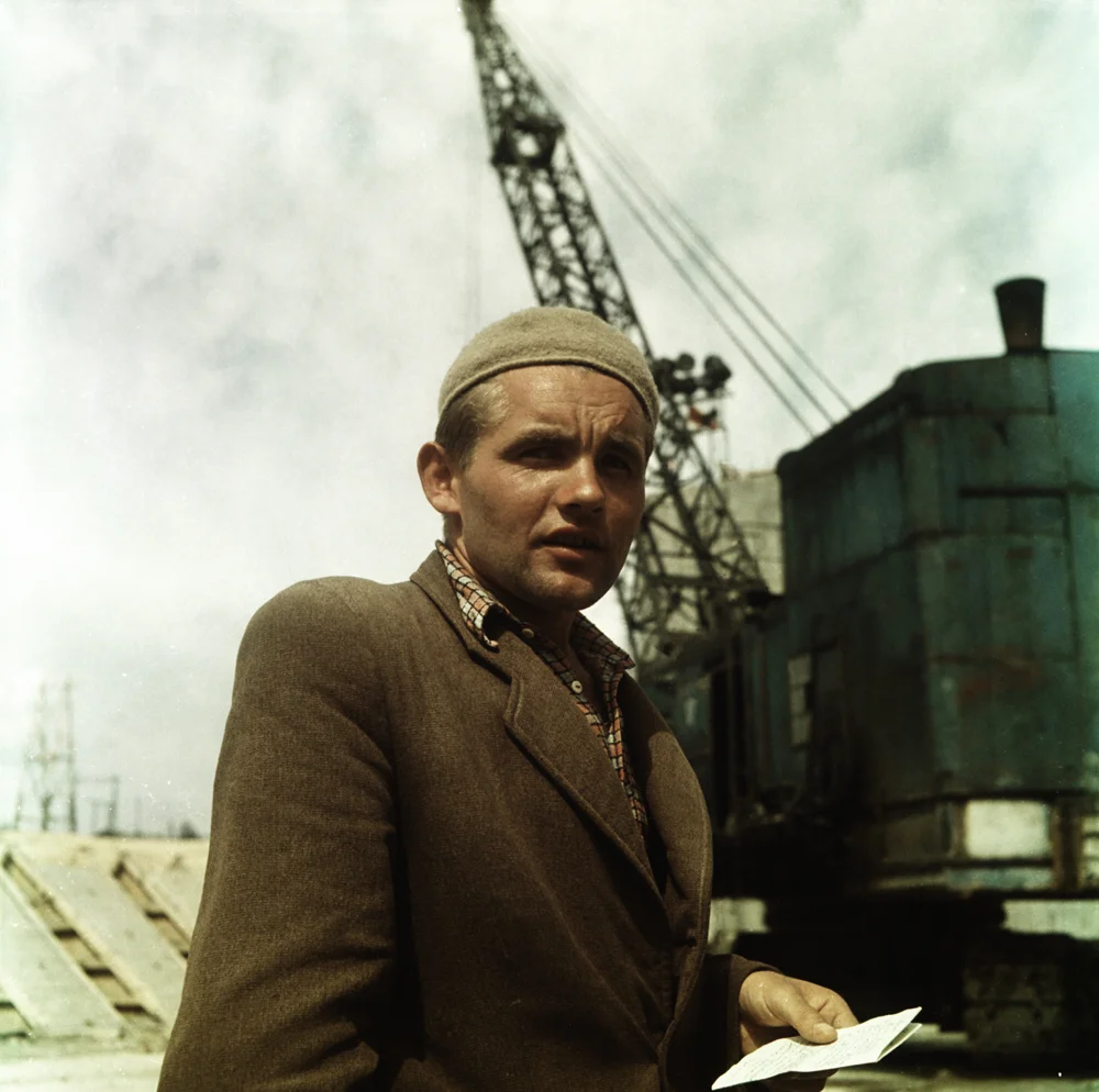 From the coverage of the construction of the Kaunas Hydroelectric Power Station 6, 1959