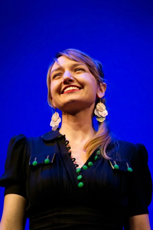 J old sisters 2 MICHAEL ERLEWINE.jpg