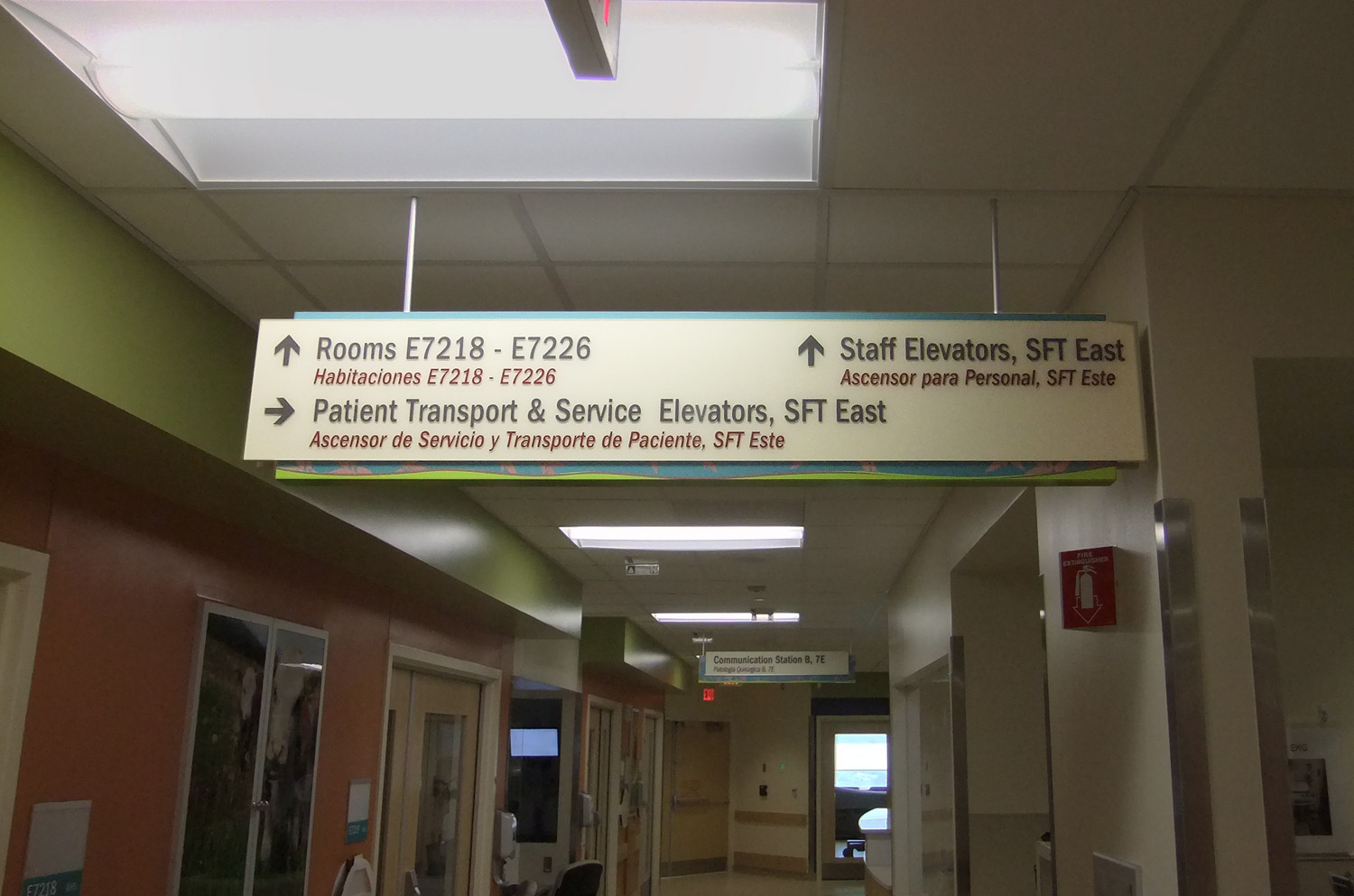 Hospital_ceiling_mounted_sign.jpg