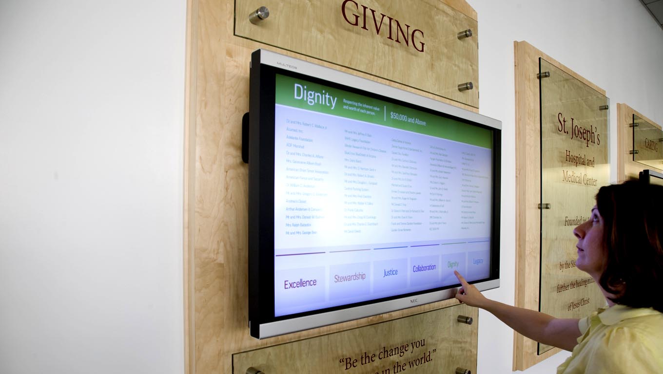 signage digital interactive.jpg