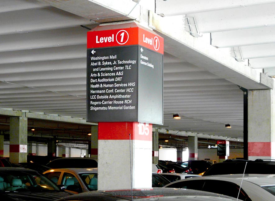 parking garage direcitonal signage.jpg