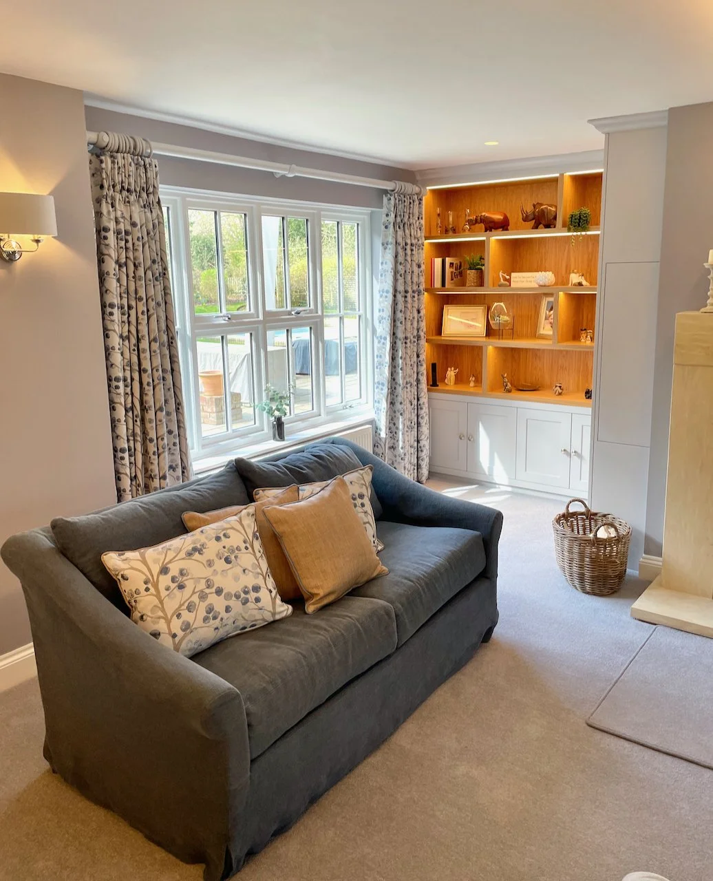 Bespoke bookcase cabinetry