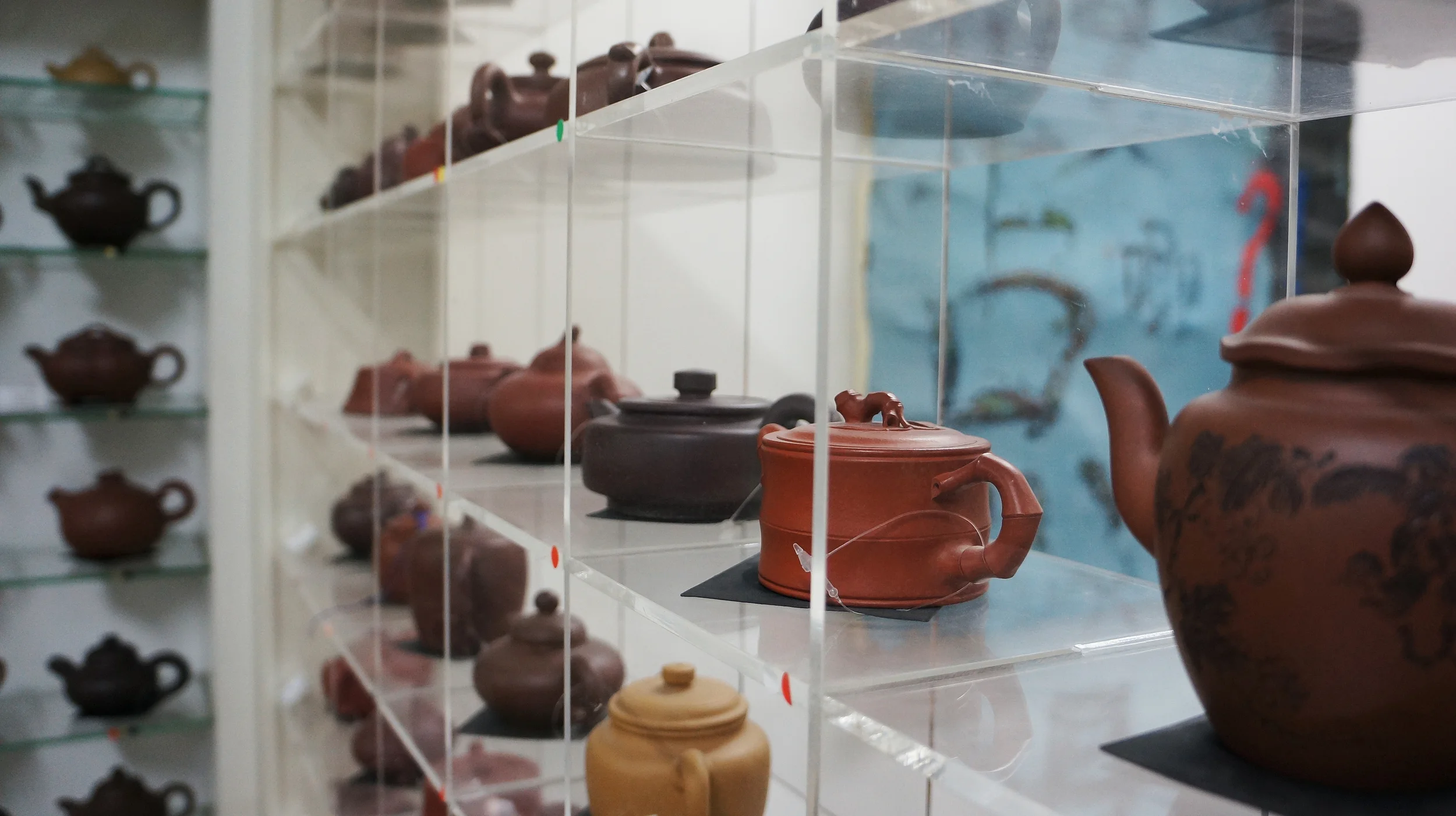 teapots.jpg