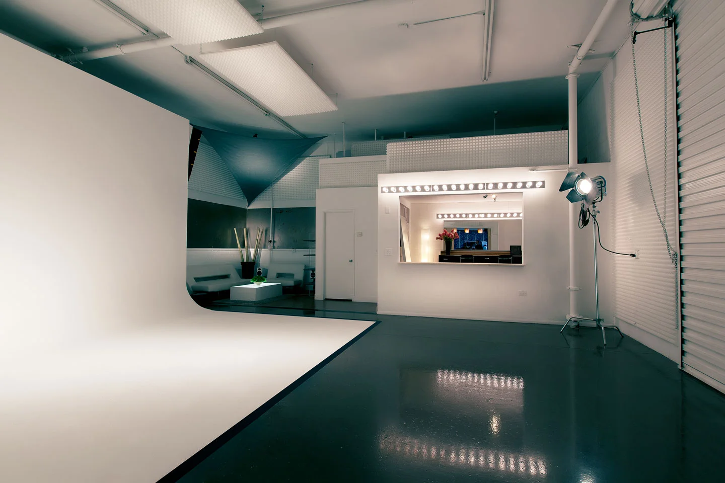 Phoenix commercial photography companies will appreciate The Family Vibe's Studio TFV for professional photography and video production needs.