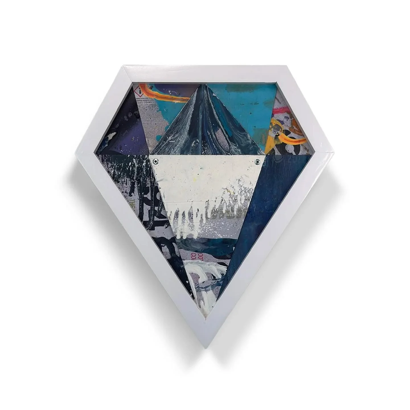 New Gems at canlove.org #canlove #graffiti #spraycanart #mtn #ironlak #montanacans #findyourgem