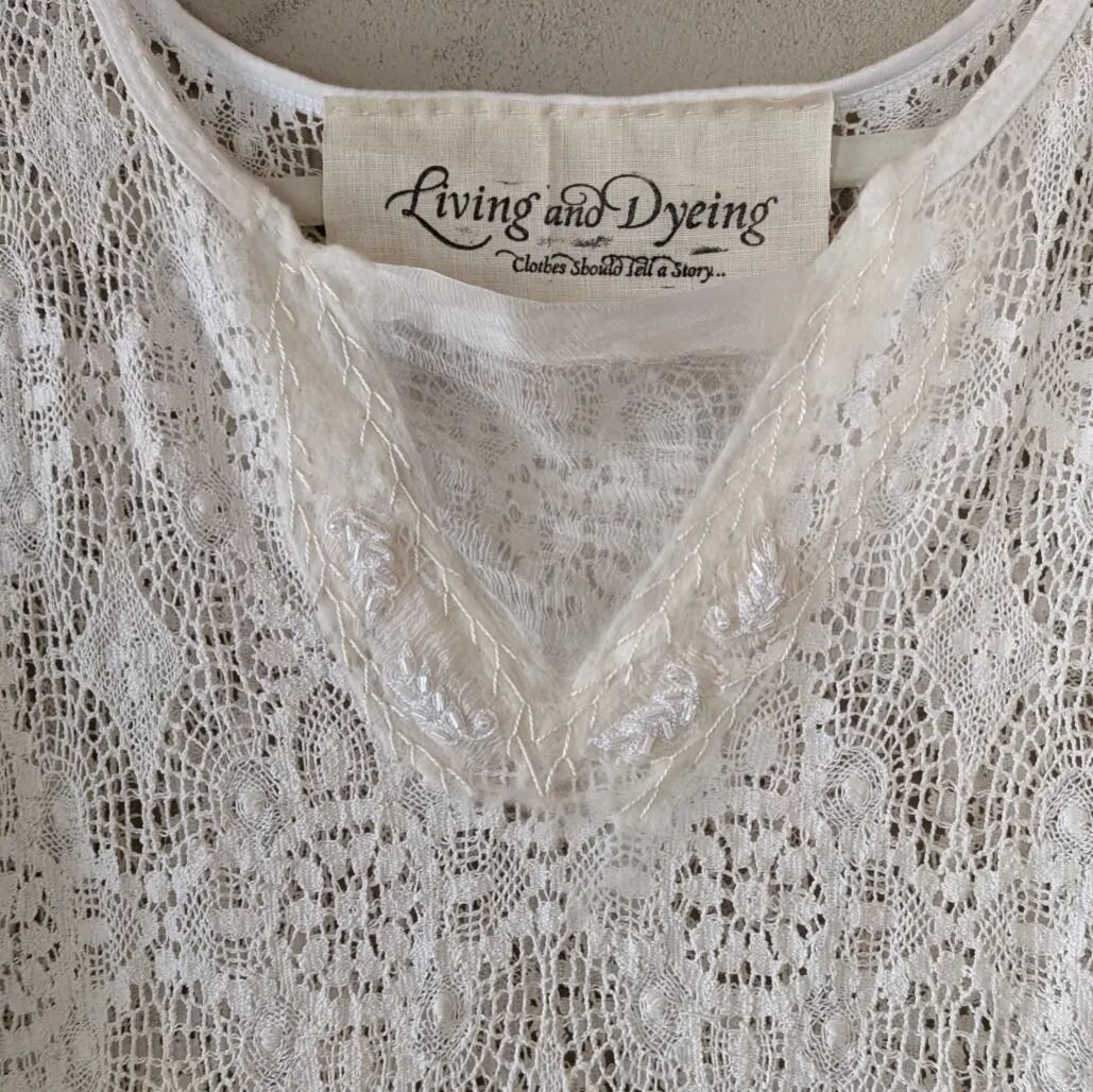 Details of XL lace top. Hand embroidery, different lace patterns on bottom of long tunic with sleeves. Go to my shop drop 6pm PST www.livingsnddyeing.com today for more details! #onlinesale #livinganddyeing #shopdrop #availabletoday #madewithmyhands