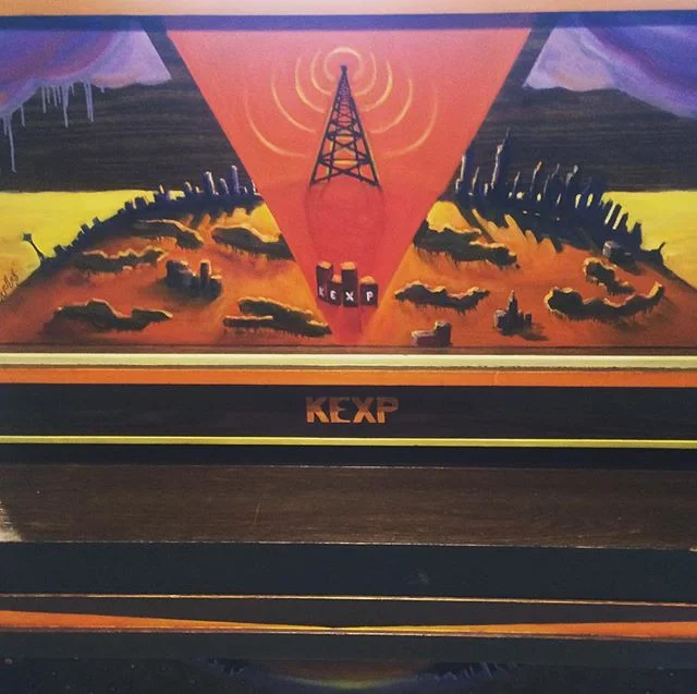 Sick piano art @KEXP I wantttt!! Caught @dorifreeman's set that'll be on Roadhouse tonight - check it out! Virginia represent!