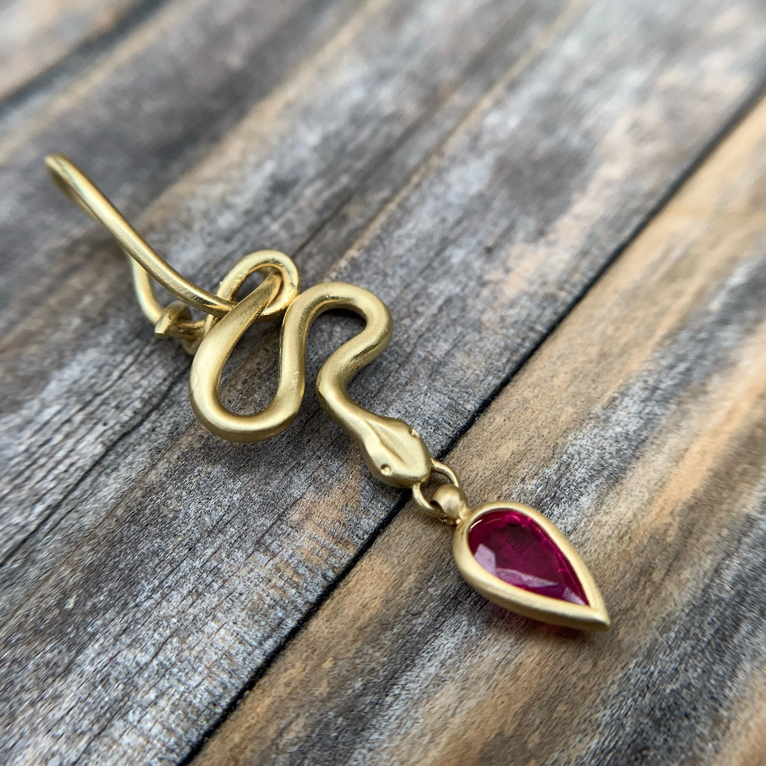 shelleycavanaugh_rubyserpentpendant1.JPG