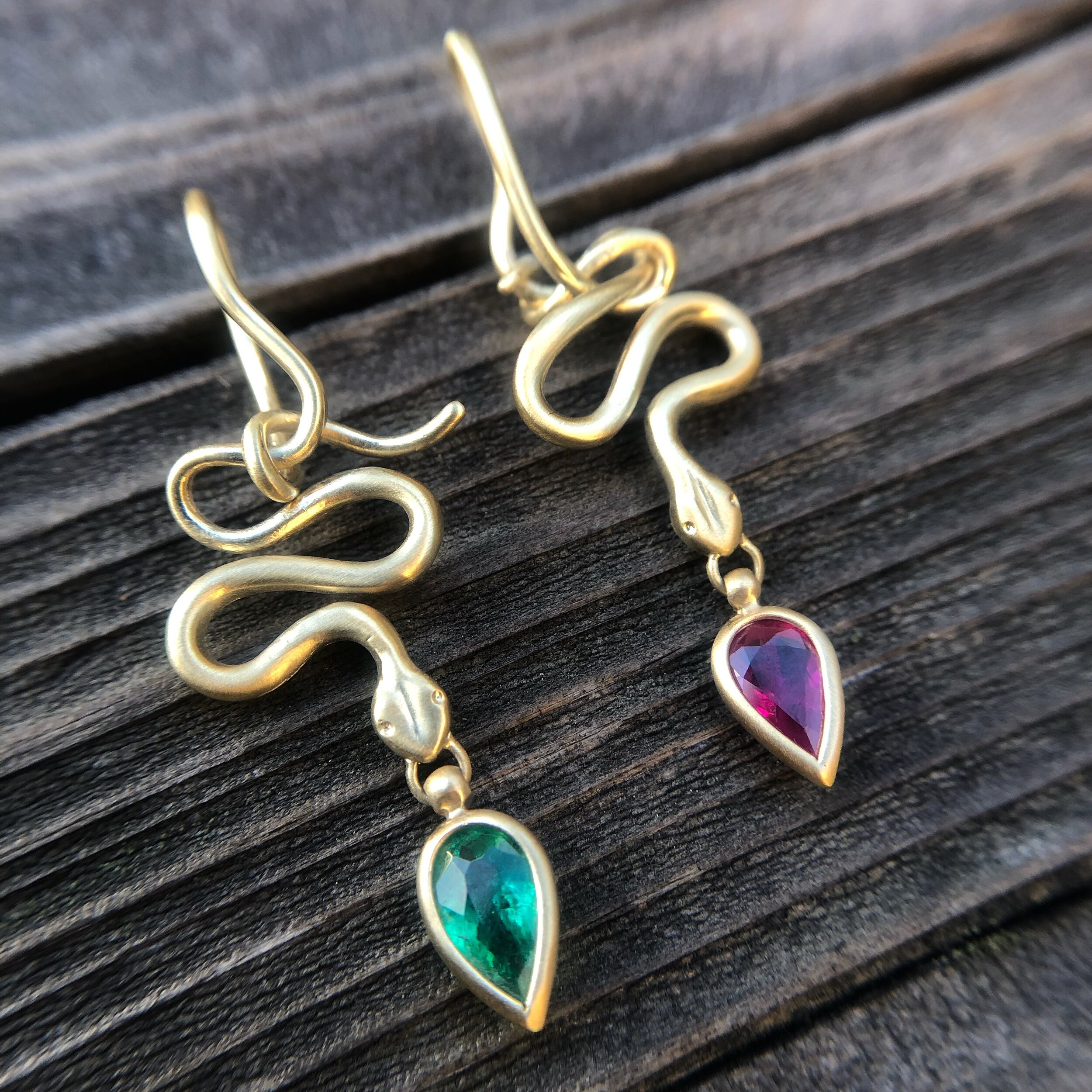 shelleycavanaugh_doubleserpentpendants.JPG
