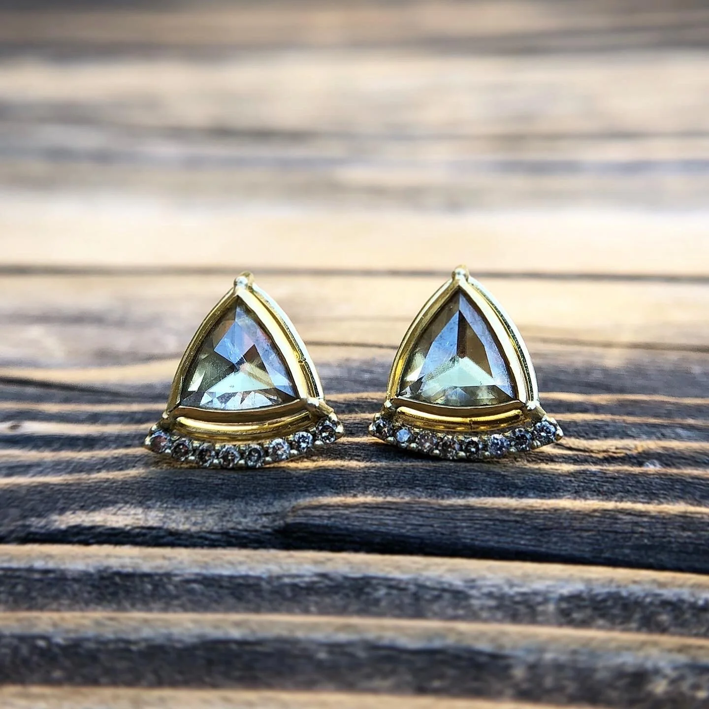 turasugden_champagnetrillionstuds_1.JPG
