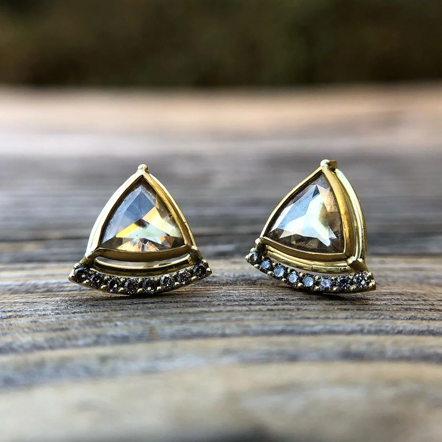 turasugden_champagnetrillionstuds_2.JPG