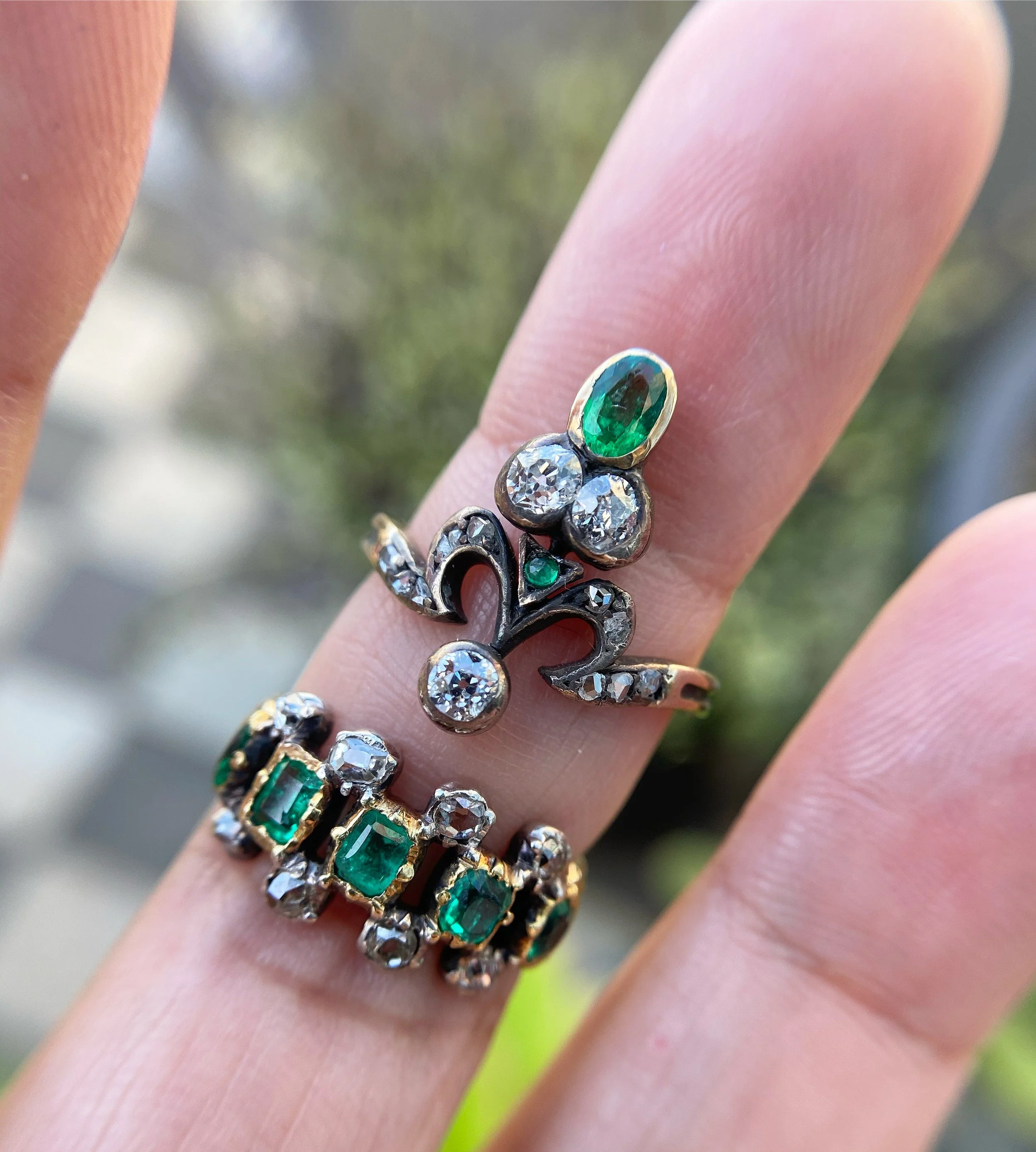 antique_emeraldsrings.JPG