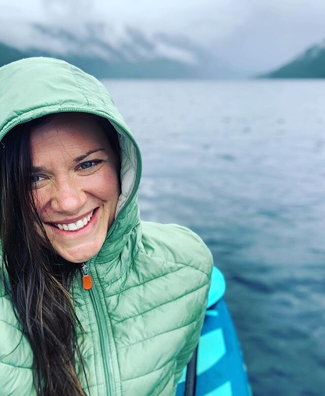 There&rsquo;s something about being on the water, no matter what the contains, that is just good for the soul. #45degrees #raining #paddleboardinginapuffy #pnwadventures #exhale