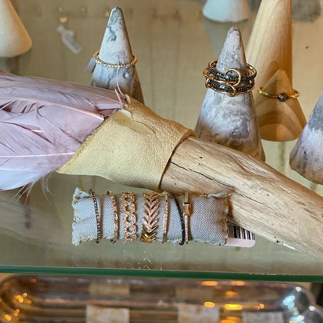 Mother&rsquo;s Day is coming!  All fine jewelry 20% off thru Sunday🌷❤️
.
.
.
.
#mothersdaygift #jewelryformom #mothers #shoplocal #shoptheedit
