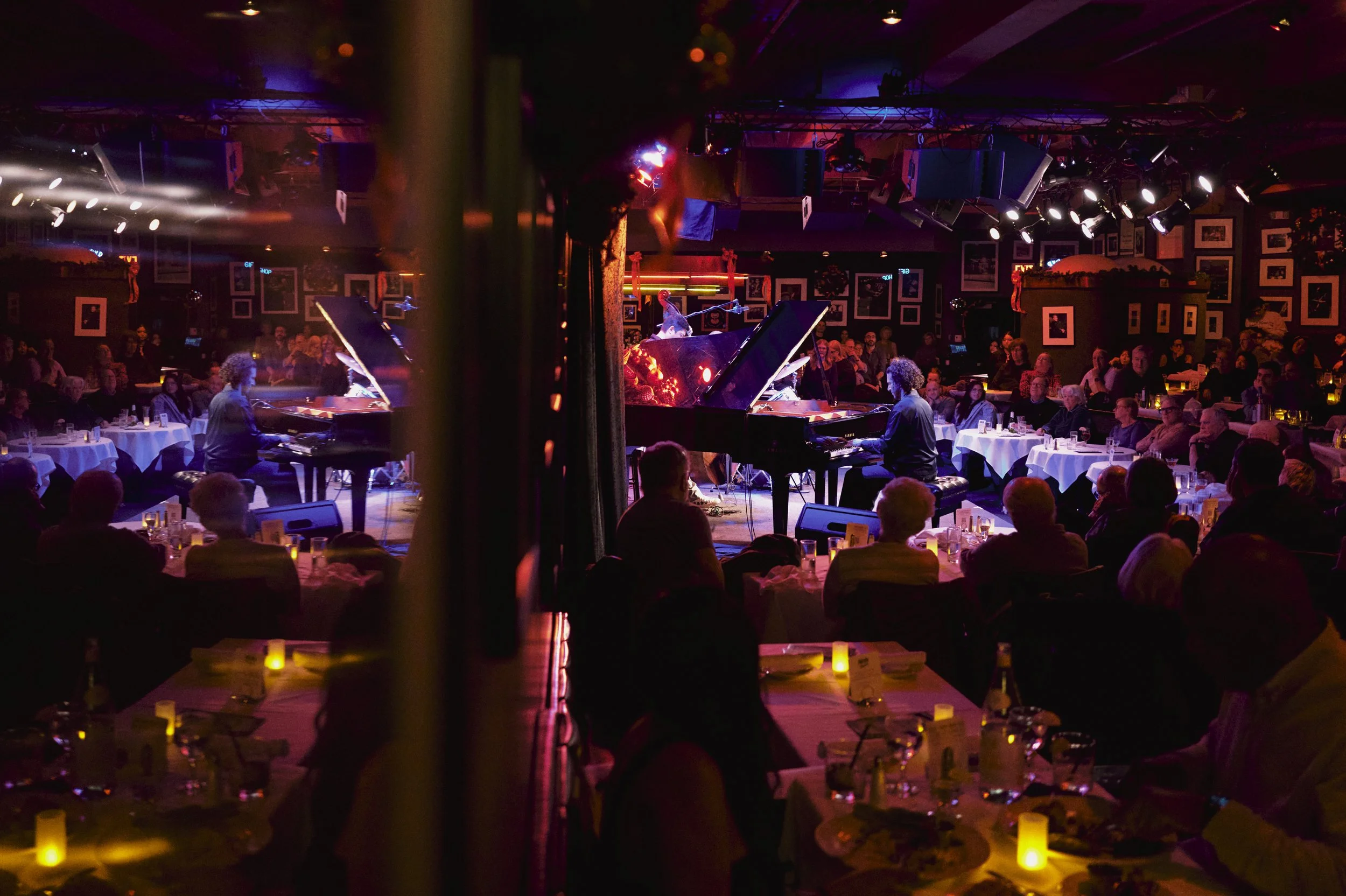 BJ-251203-19-48-39-LEICA Q3-T1010131-EDIT.jpg