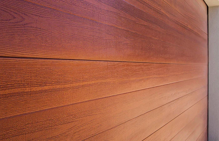 TUSCAN TIMBER LOOK STEEL SECTION DOOR (one click on image to enarge)