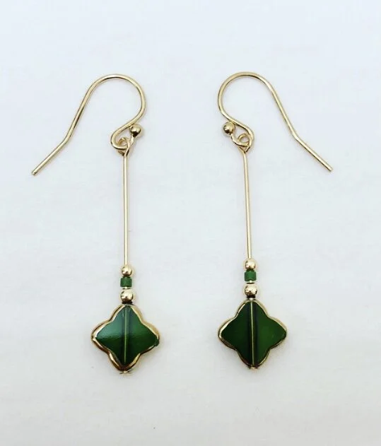 A8D32924-BF51-421B-8AE1-4A86420FCBA2