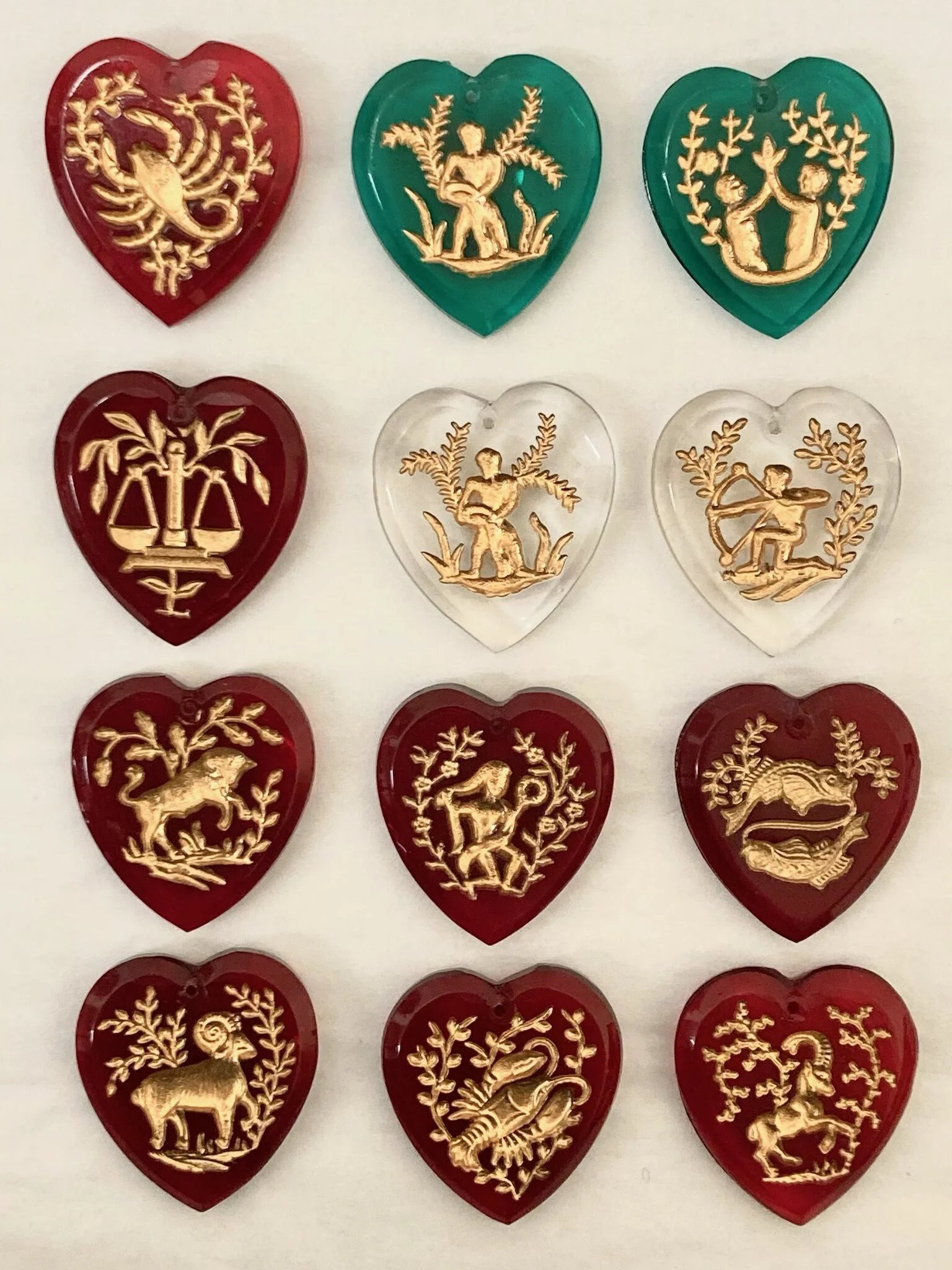 516A0C2C-D97F-4BB4-B8B9-012879086216