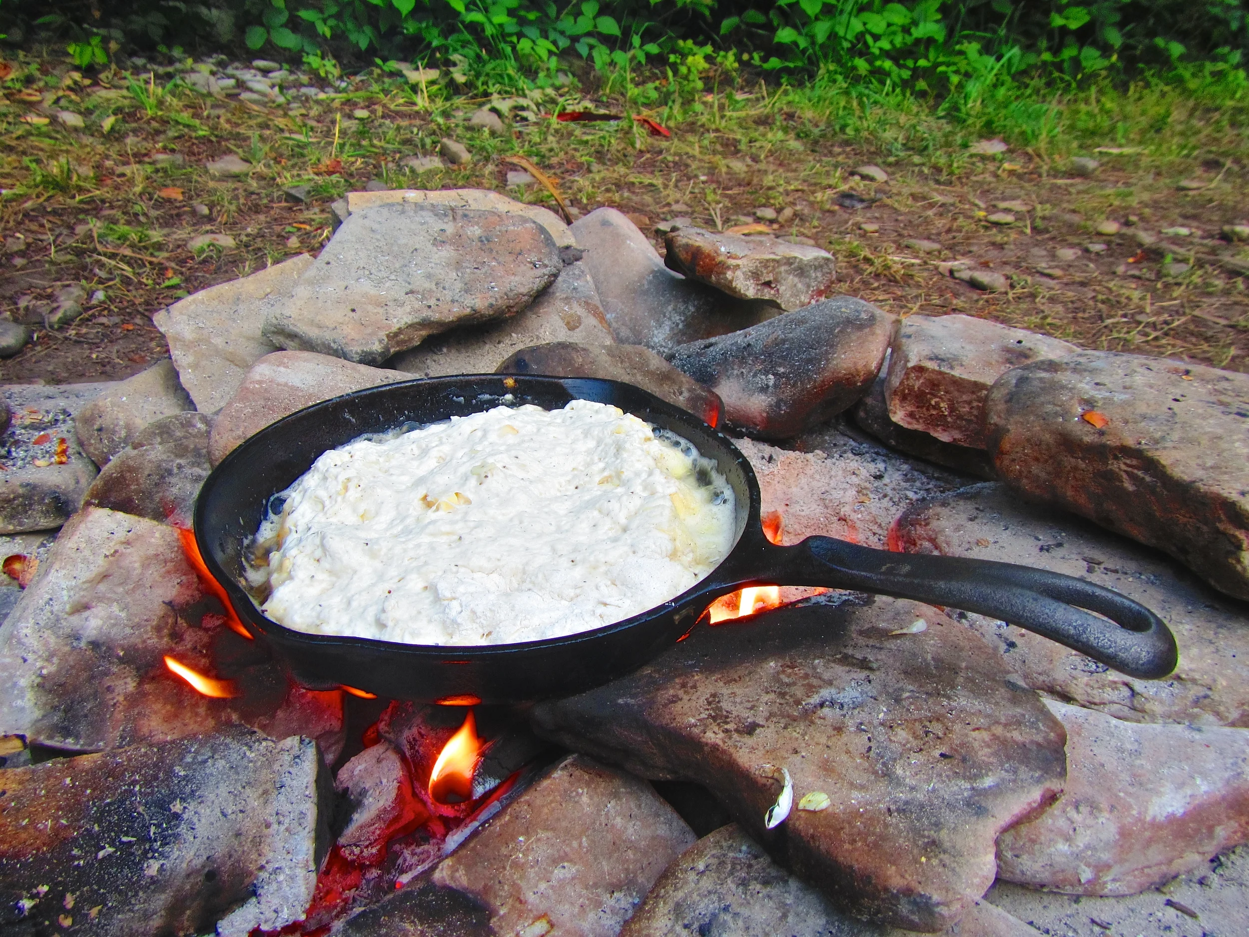 Applewood Smoked Cheddar Bannock
