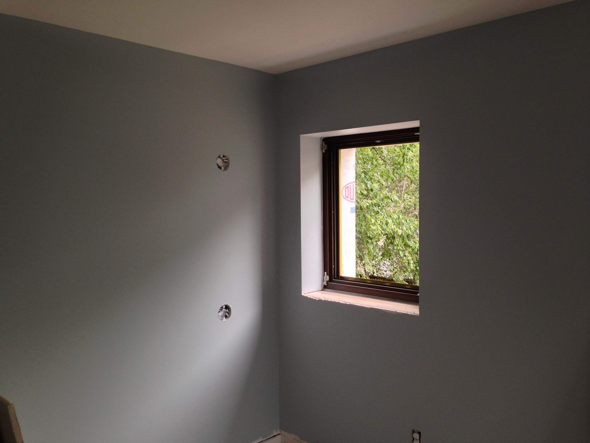  Boys' bunk bed nook, ready for wall-mounted reading lights 