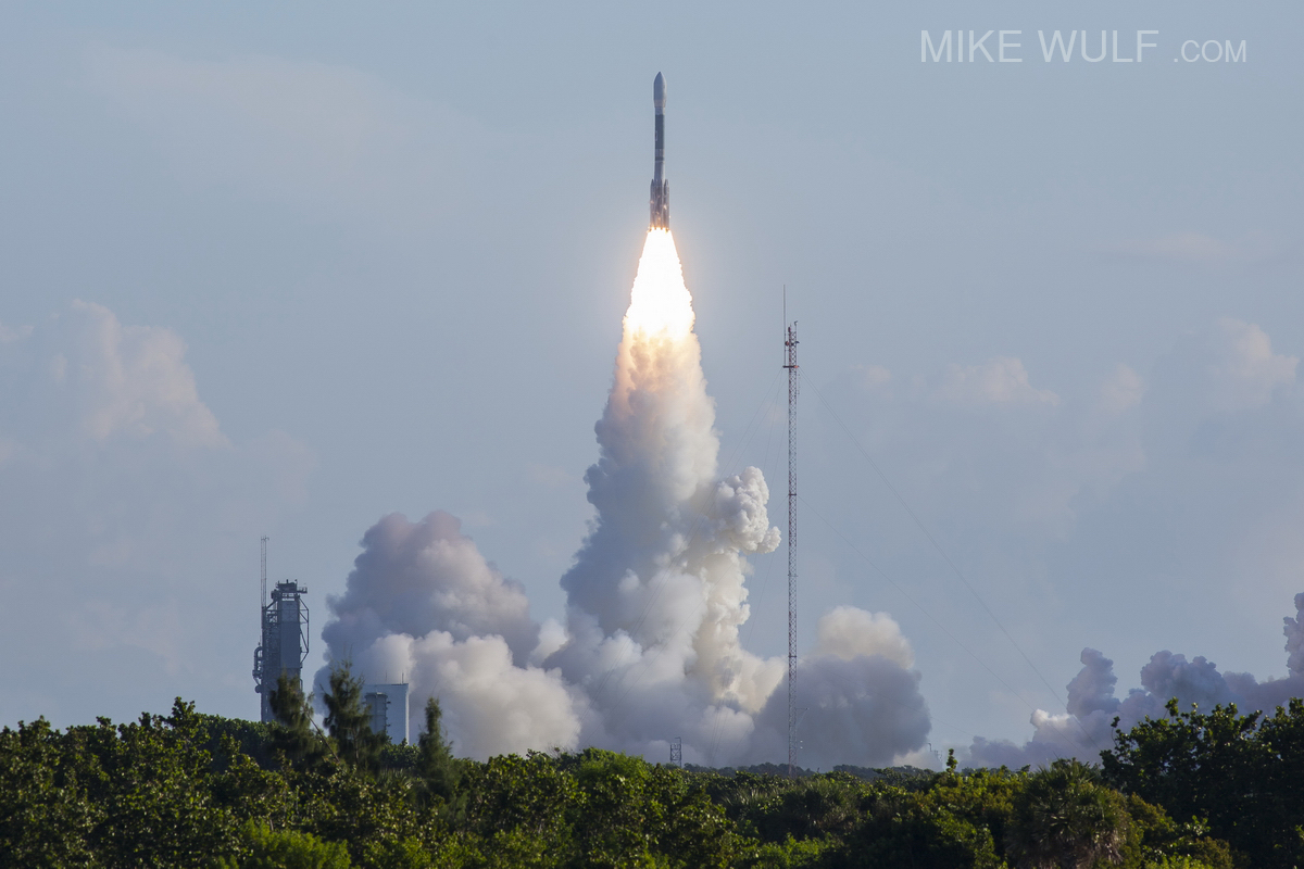 rocket2014_15_resize.jpg