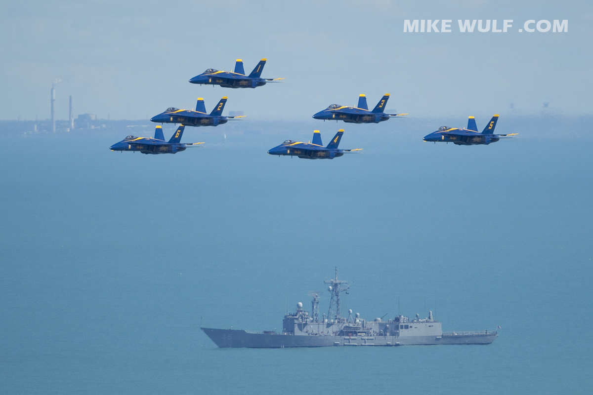 wulf_chicagoairshow03.jpg
