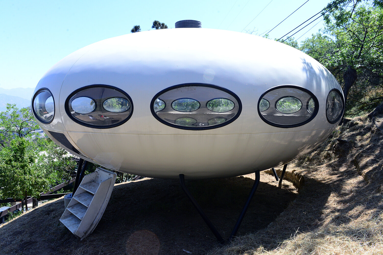 Futuro house, Hollywood Hills, CA