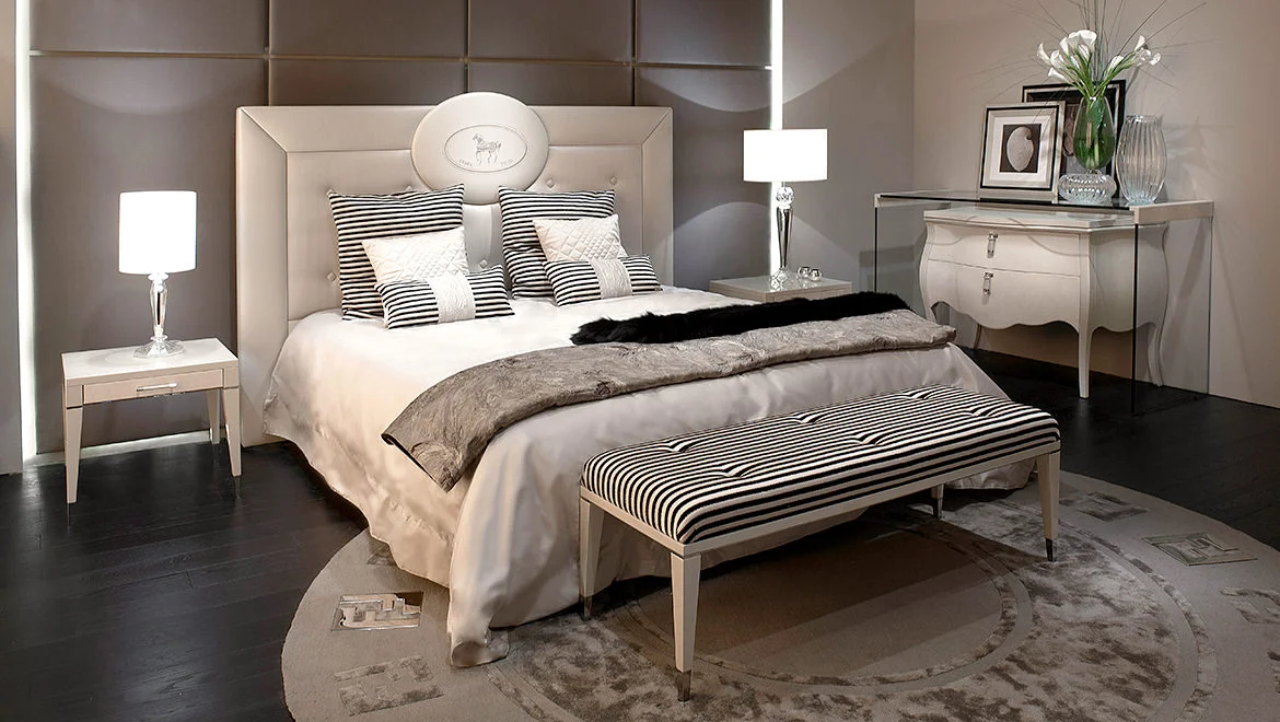 FF CAMEO BED, DEDALO BENCH & COFFEE TABLE-2.jpg