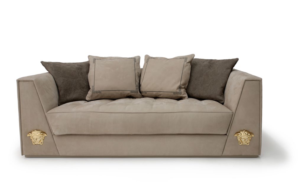 VERSACE HOME FURNITURE 2017_Page_040_Image_0003.jpg
