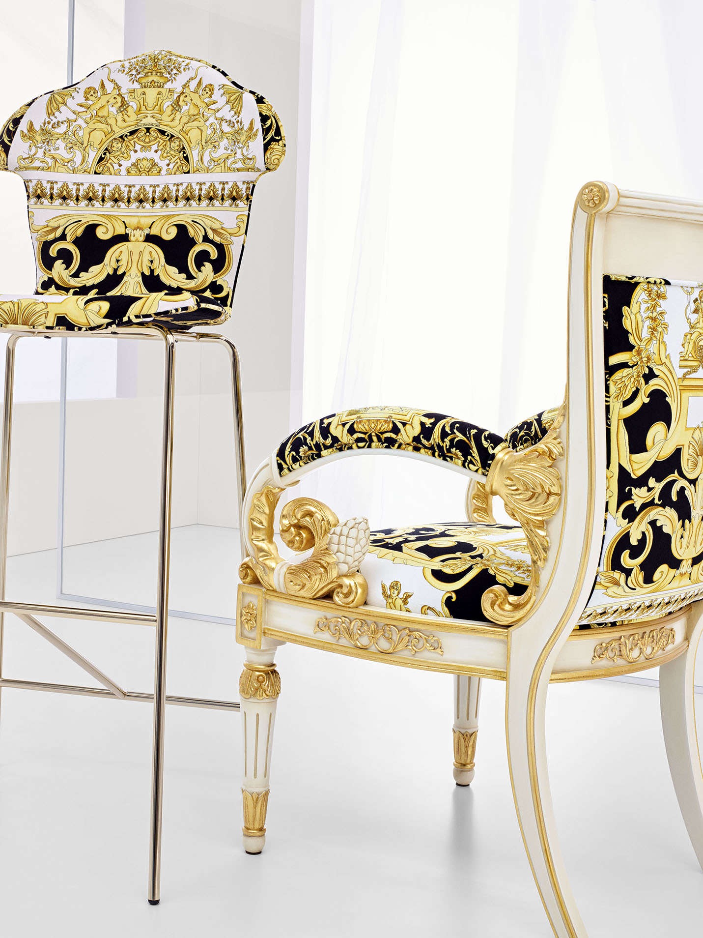 Vanitas Armchair-ZVACML00_ZCOM0107_Z7103-min (1).jpg