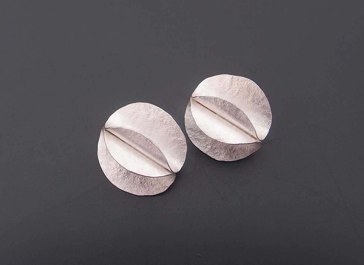 Silver curve earrings