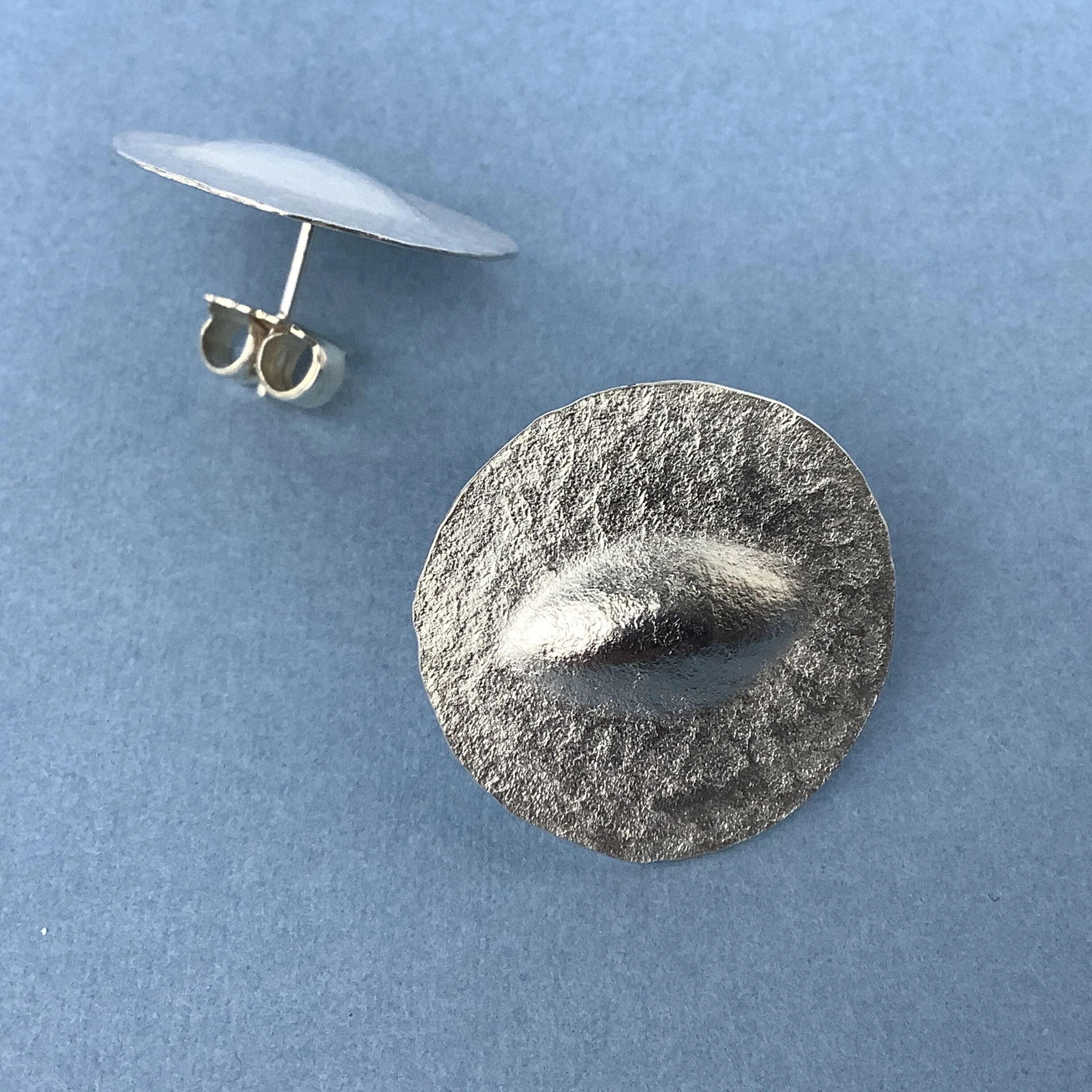 907881D1-C55D-40F0-B159-AC1E38B06823