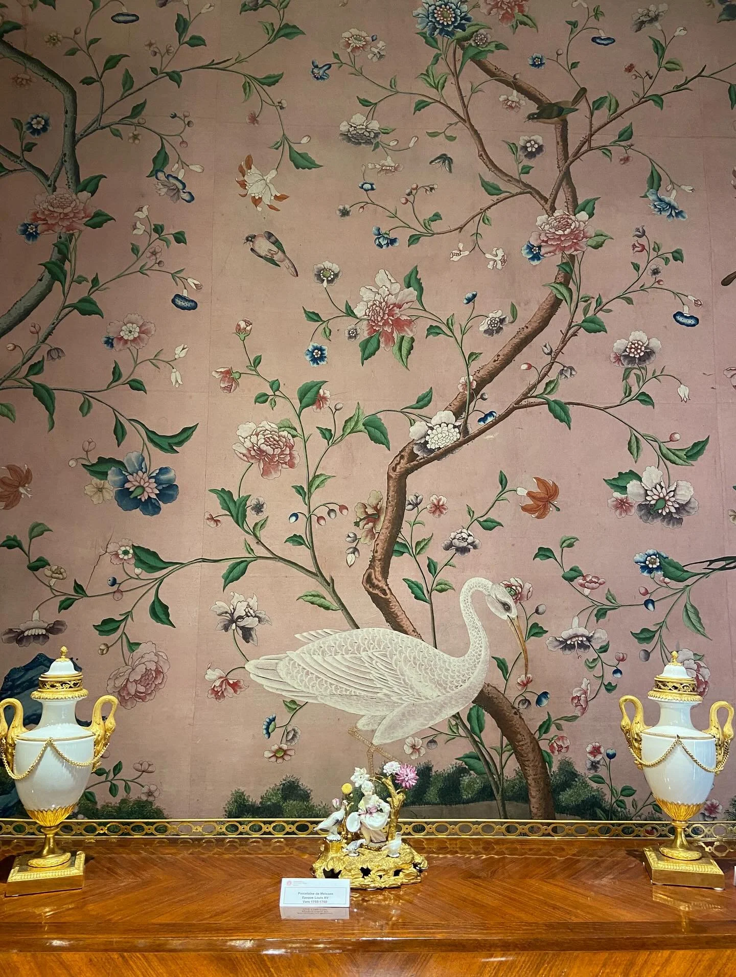 This wallpaper ❣️

 @costermans 

#fine #art #costermansfineart #costermans #wallpaper #brussels #