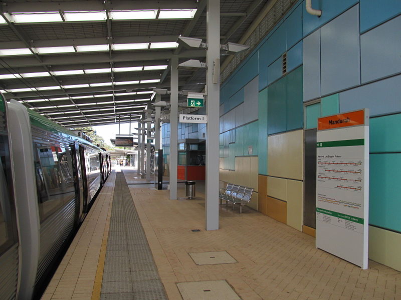 Mandurah Train Station PHOTO:Orderinchaos https://commons.wikimedia.org/wiki/User:Orderinchaos?uselang=en-gb