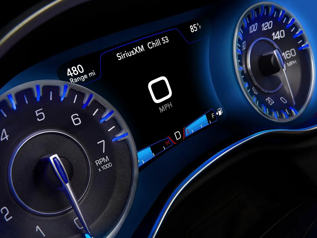 2015 Chrysler 300 gauge design