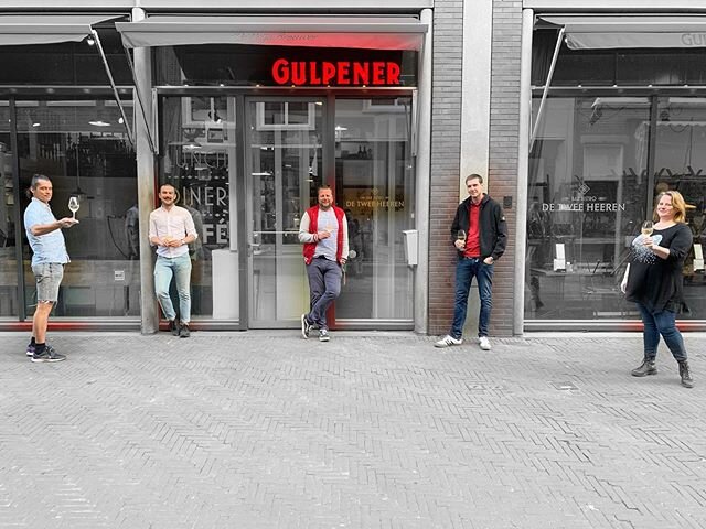 We will be back, with a smile😄 #wijzijnhaagsehoreca #houjehaags #sterkerdoorstrijd #gulpener #zonneschijn #wijzijnervoorje #moustache #wemissenjullie #hetwarewerk #supportyourlocal