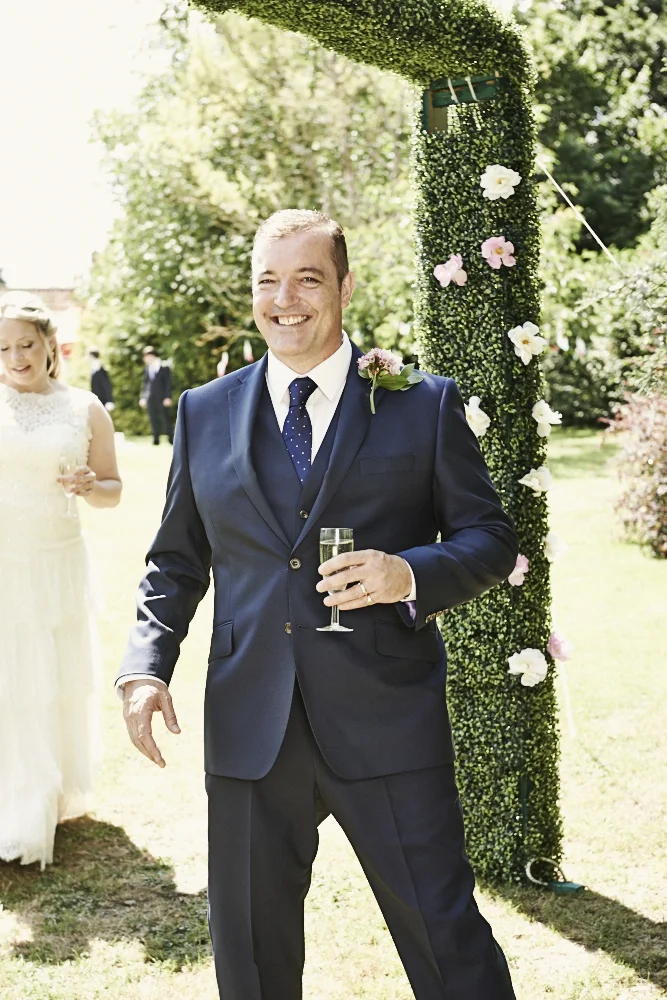 James and Tracey2269.jpg